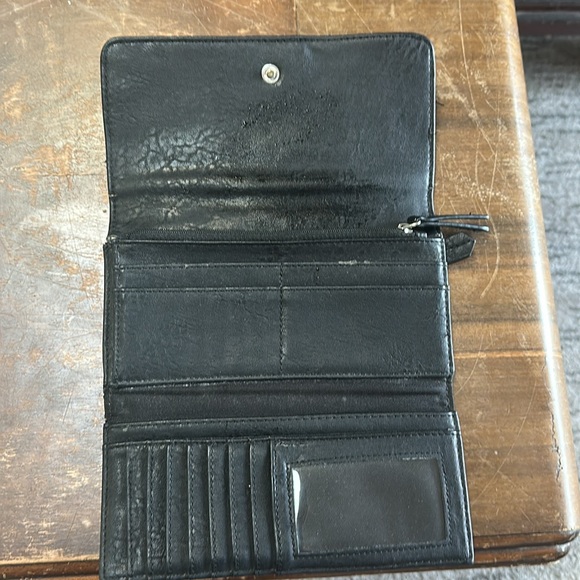 Miss Me Cross Black Wallet - Picture 2 of 5